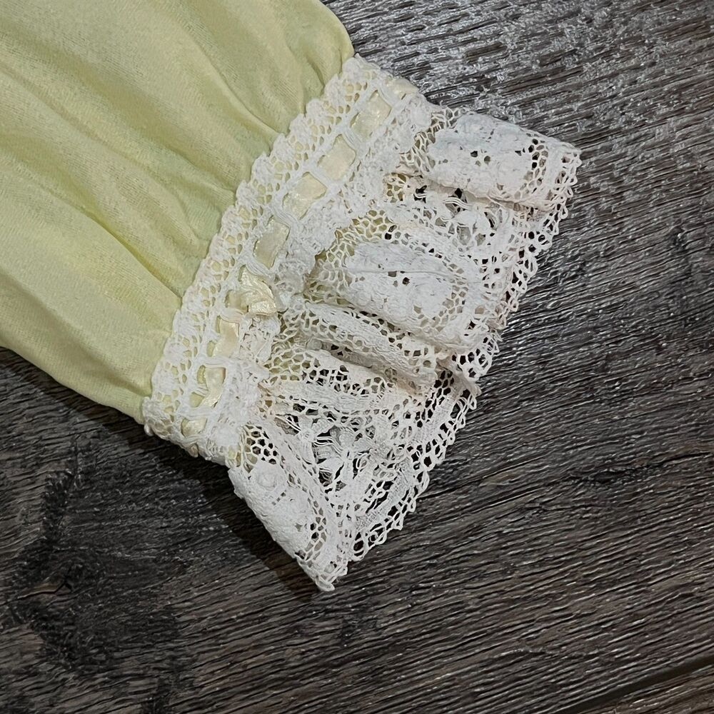 Vintage 50s Yellow Saramae Lingerie Lace Trim Nightgown Made in USA Womens Large - Picture 3 of 7